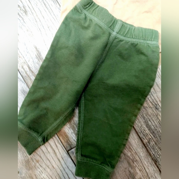 Two 9M Outfits- Construction Hoodie/Forest Green set. MOST ITEMS NWOT! - Picture 13 of 13